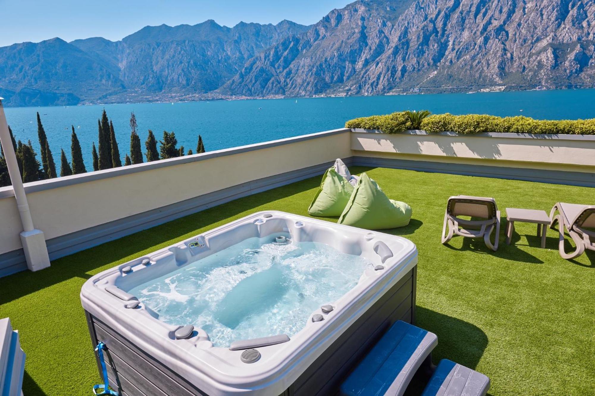 Wind Hotel Malcesine Luaran gambar