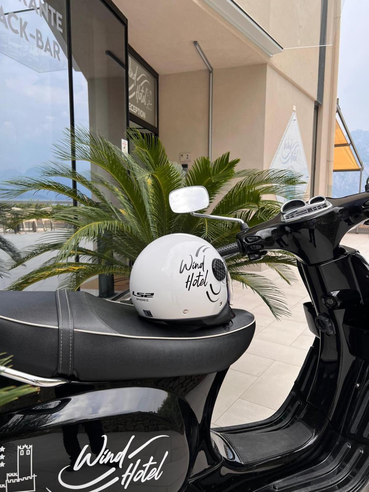 Wind Hotel Malcesine Luaran gambar